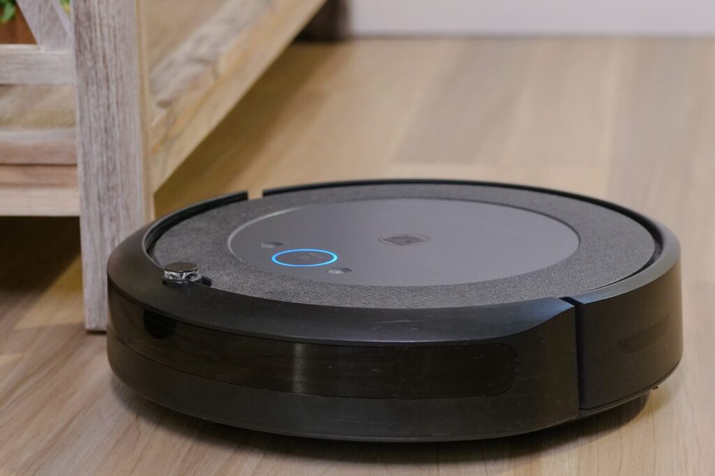 Are Robot Vacuums Worth It for the Kitchen? A Busy Home Cook’s Guide to Mess-Free Floors